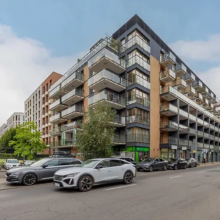 Bright Okrzei In Near Pge By Renters Appartement Varsovie