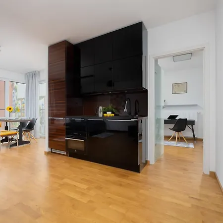 Bright Okrzei In Near Pge By Renters Διαμέρισμα