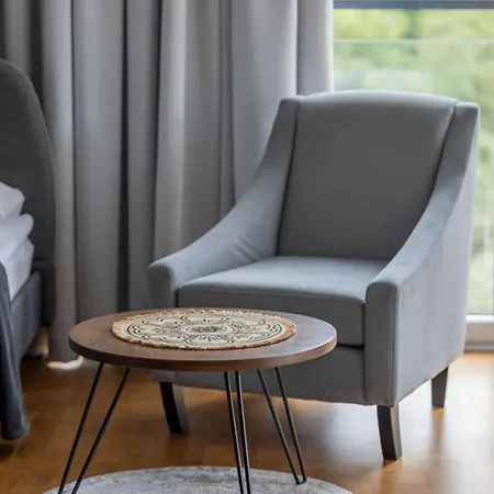 Bright Okrzei In Near Pge By Renters Appartement