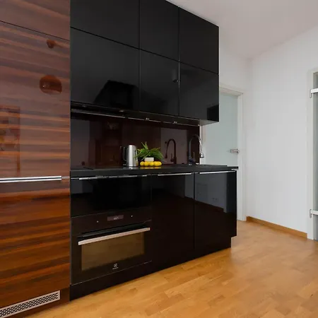 Apartamento Bright Okrzei In Near Pge By Renters Varsóvia